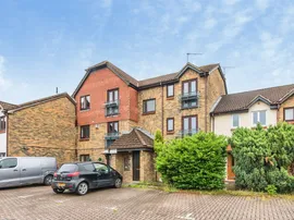 Castilian Mews, Shaw, Swindon photo