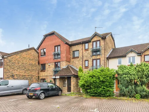 Castilian Mews, Shaw, Swindonphoto