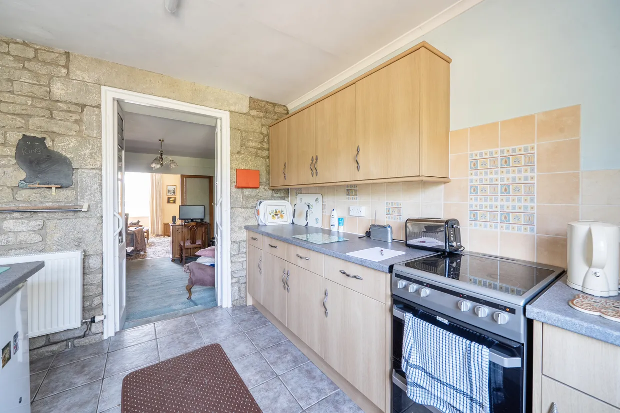 Brownshill, Stroud, GL6 photo 3