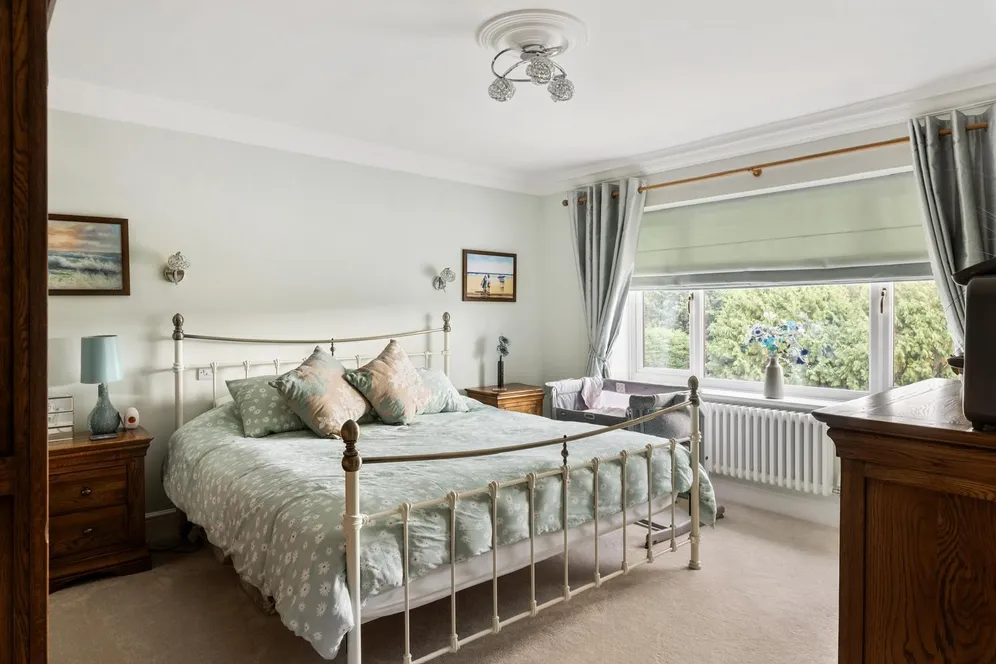 Fryern Road, Pulborough, RH20 photo 14