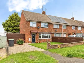 Blinco Road, Rushden thumb 2