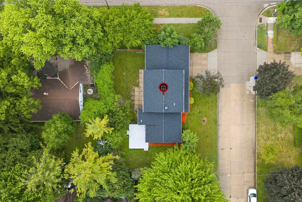 1618 S Riverdale Dr, Appleton, WI 54914