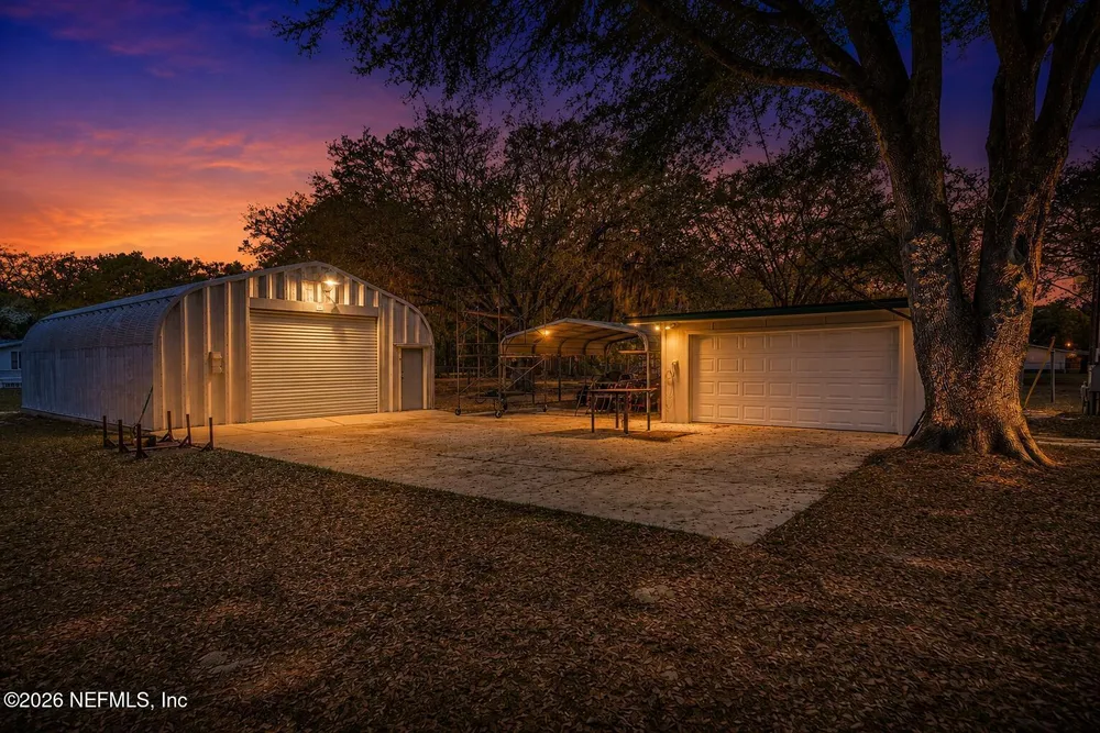 128 Sesame St, Middleburg, FL 32068