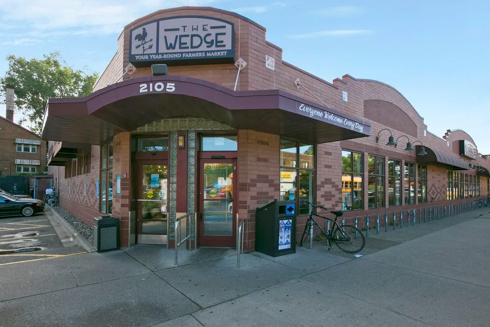 1820 Colfax Ave S, Minneapolis, MN 55403