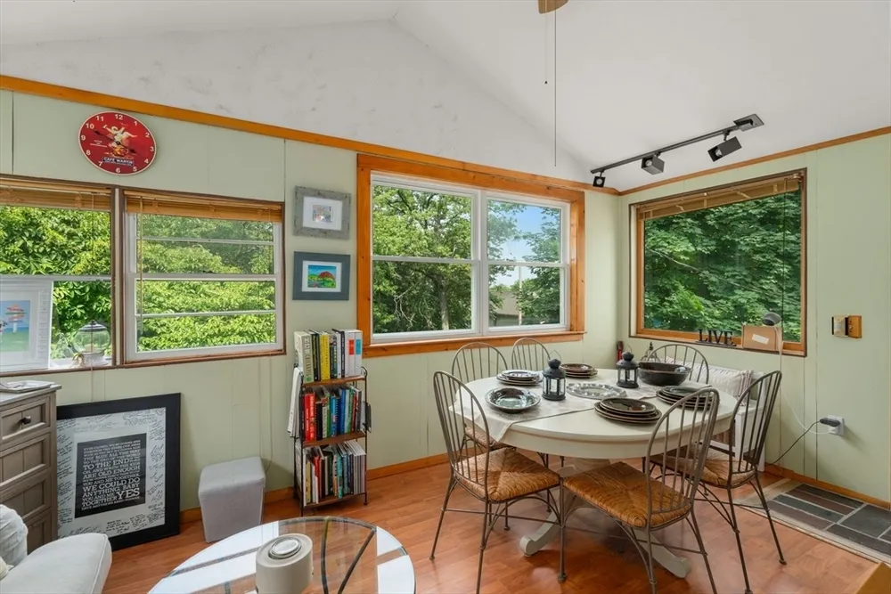 12 Ruby Rd, Saugus, MA 01906