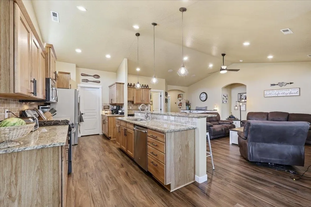 4520 E 22nd Ct, Spokane, WA 99223
