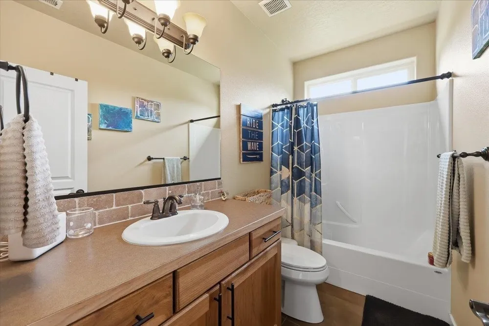 4520 E 22nd Ct, Spokane, WA 99223