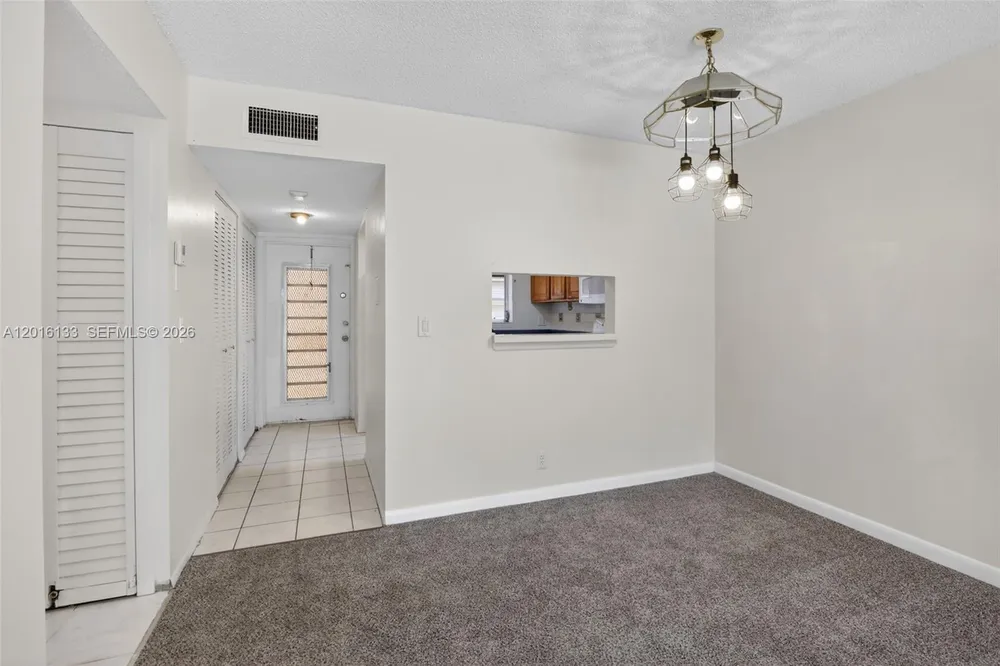 3048 Sunrise Lakes Dr E, Sunrise, FL 33322