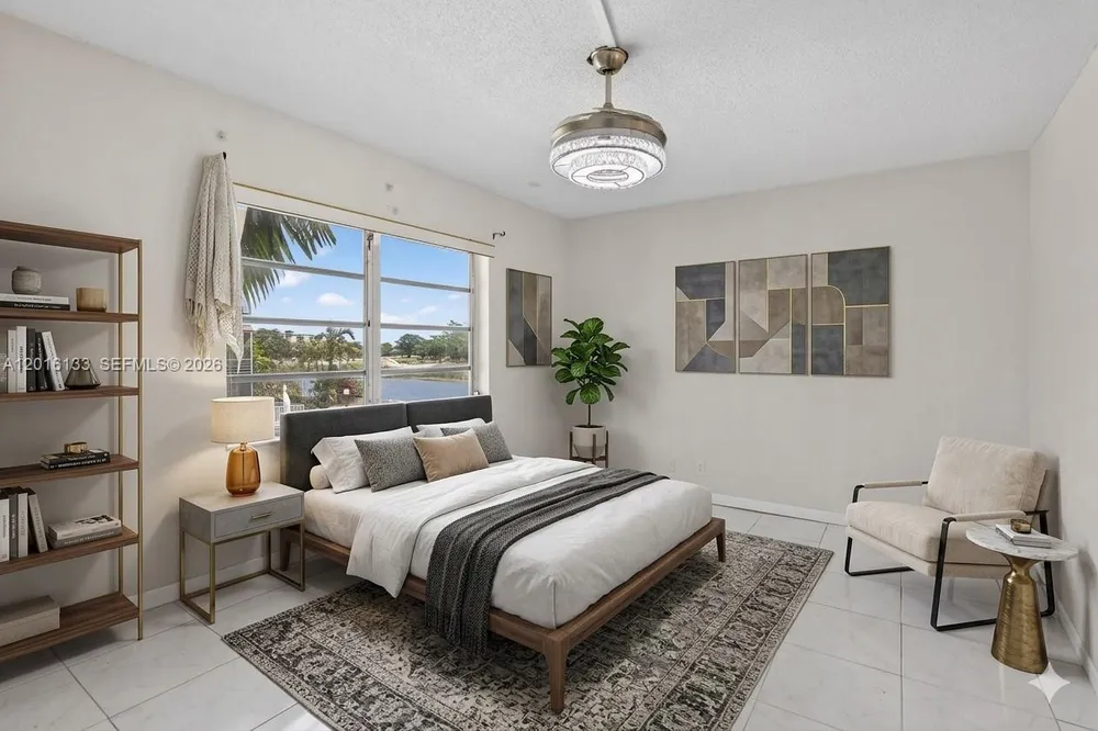 3048 Sunrise Lakes Dr E, Sunrise, FL 33322