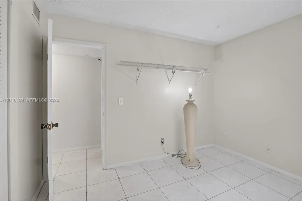 3048 Sunrise Lakes Dr E, Sunrise, FL 33322