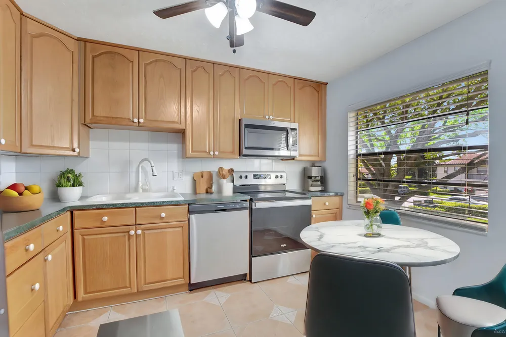 21864 Arriba Real, Boca Raton, FL 33433