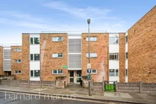 Ashley Crescent, LONDON
