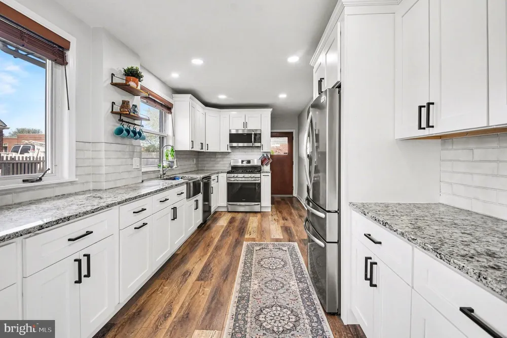 916 E Gowen Ave, Philadelphia, PA 19150
