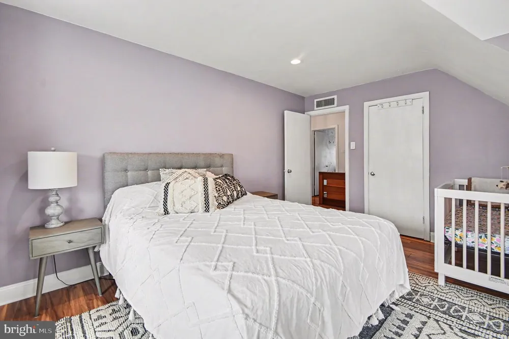 916 E Gowen Ave, Philadelphia, PA 19150