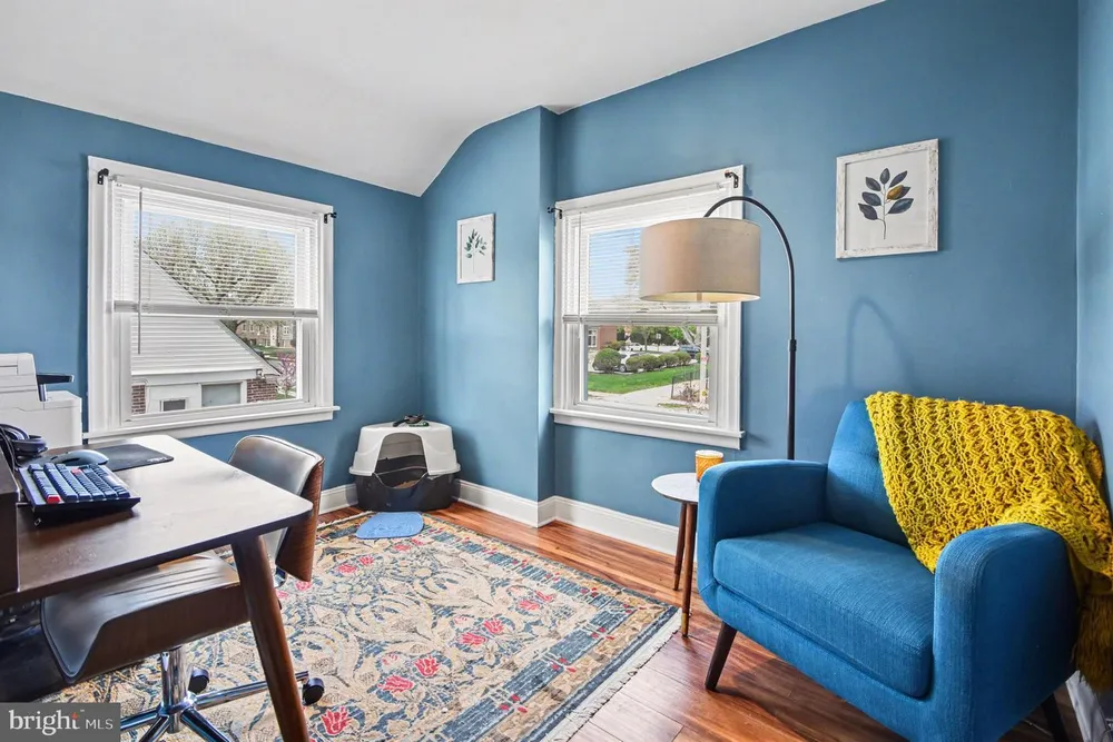 916 E Gowen Ave, Philadelphia, PA 19150
