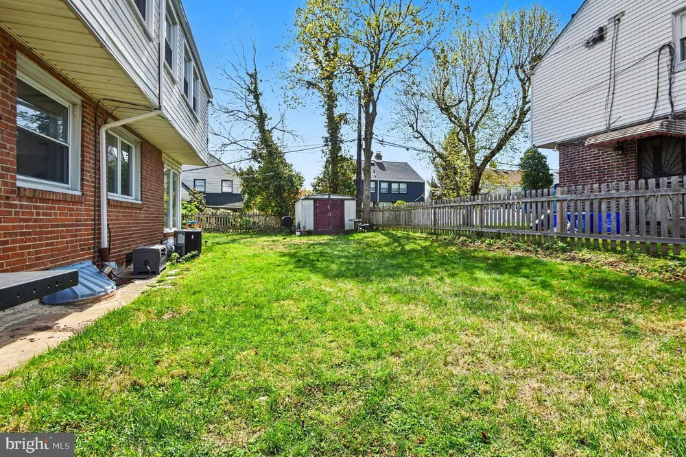 916 E Gowen Ave, Philadelphia, PA 19150