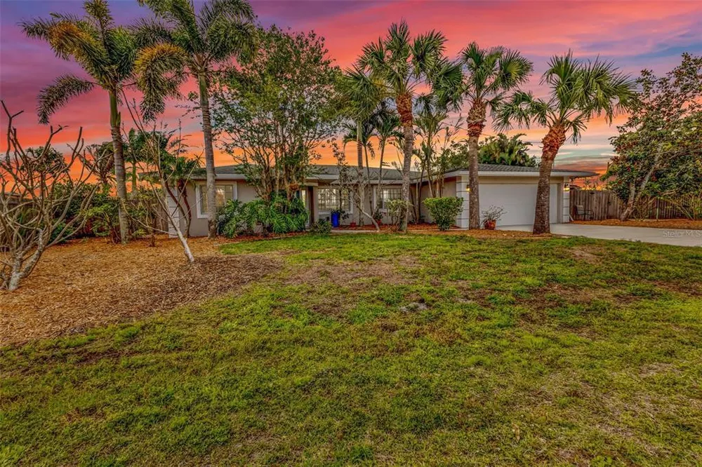 28401 Coco Palm Dr, Punta Gorda, FL 33982