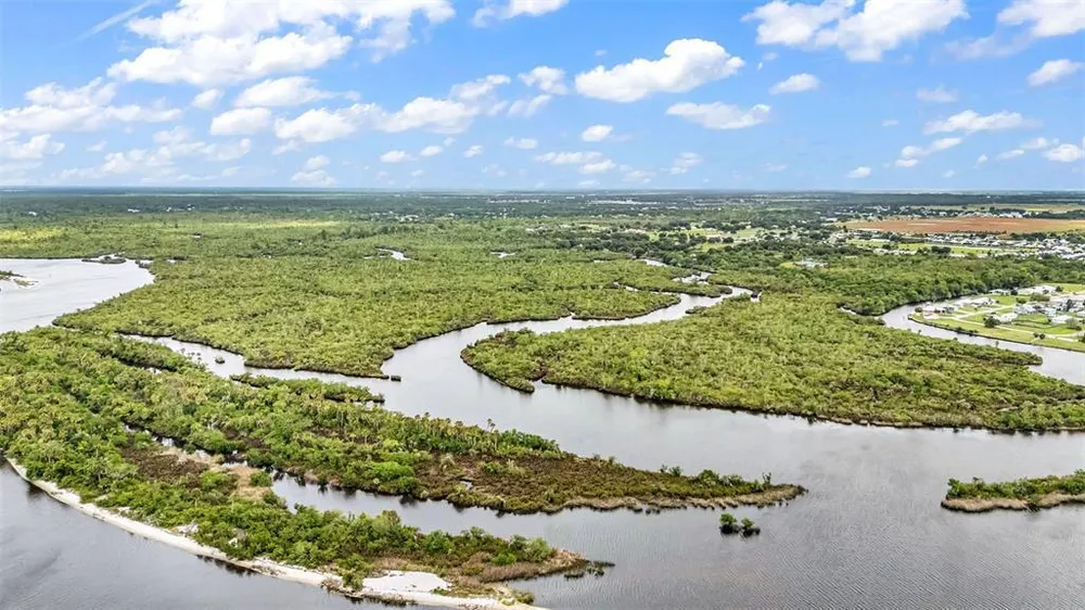 SW Sunnybreeze Rd, Arcadia, FL 34269