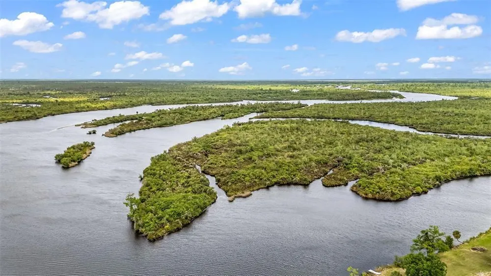 SW Sunnybreeze Rd, Arcadia, FL 34269