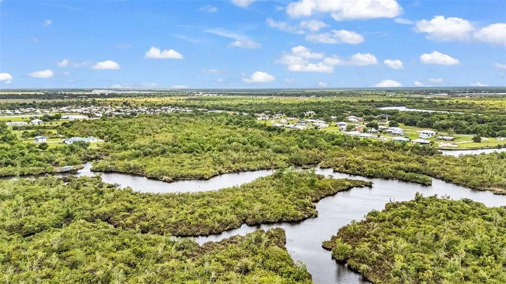 SW Sunnybreeze Rd, Arcadia, FL 34269