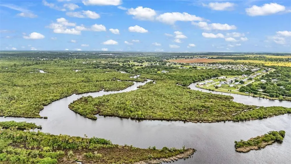 SW Sunnybreeze Rd, Arcadia, FL 34269