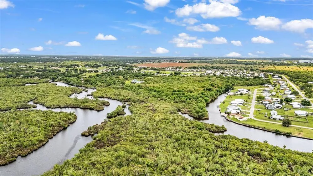 SW Sunnybreeze Rd, Arcadia, FL 34269