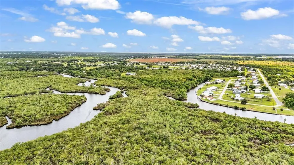 SW Sunnybreeze Rd, Arcadia, FL 34269