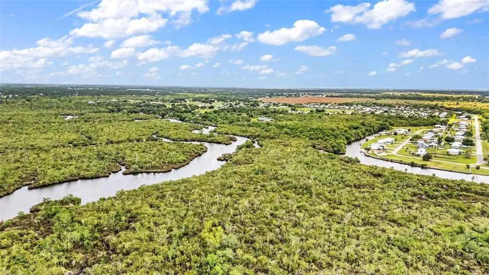 SW Sunnybreeze Rd, Arcadia, FL 34269