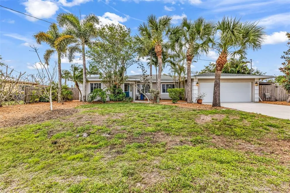 28401 Coco Palm Dr, Punta Gorda, FL 33982
