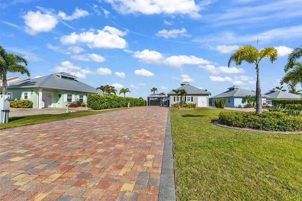 8306 SW Sand Crane Circle, Arcadia, FL 34269