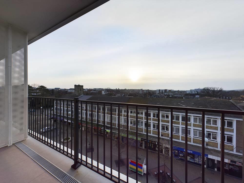 The Broadway, Crawley Image 7