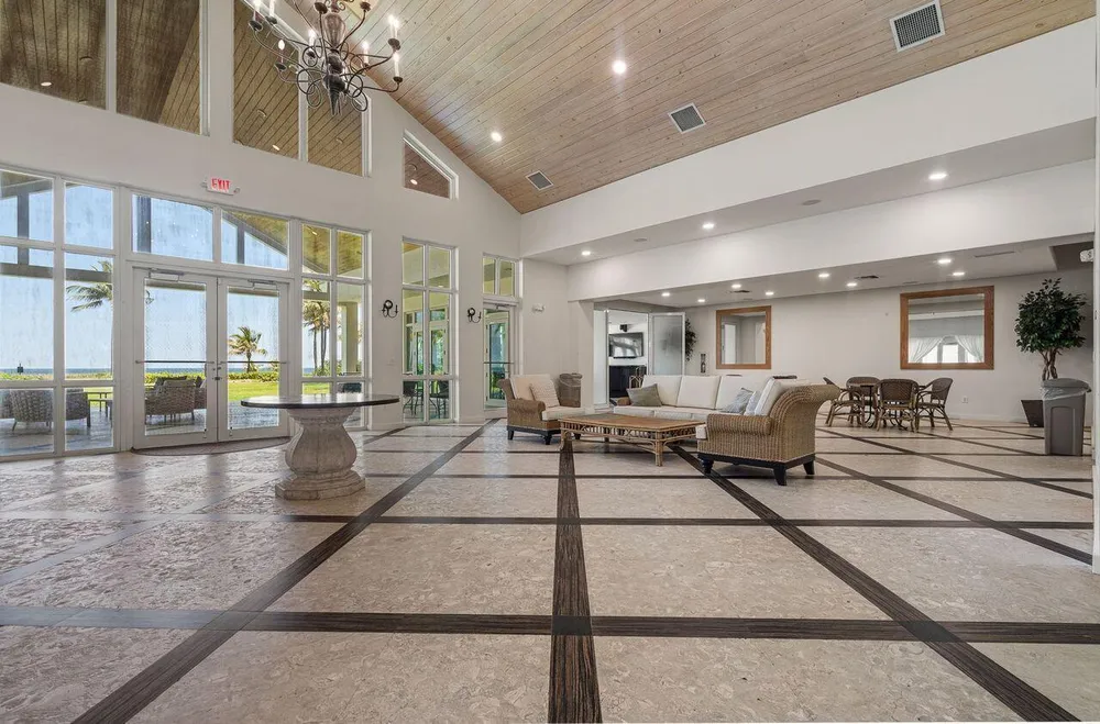 57 Cayuga Rd, Sea Ranch Lakes, FL 33308