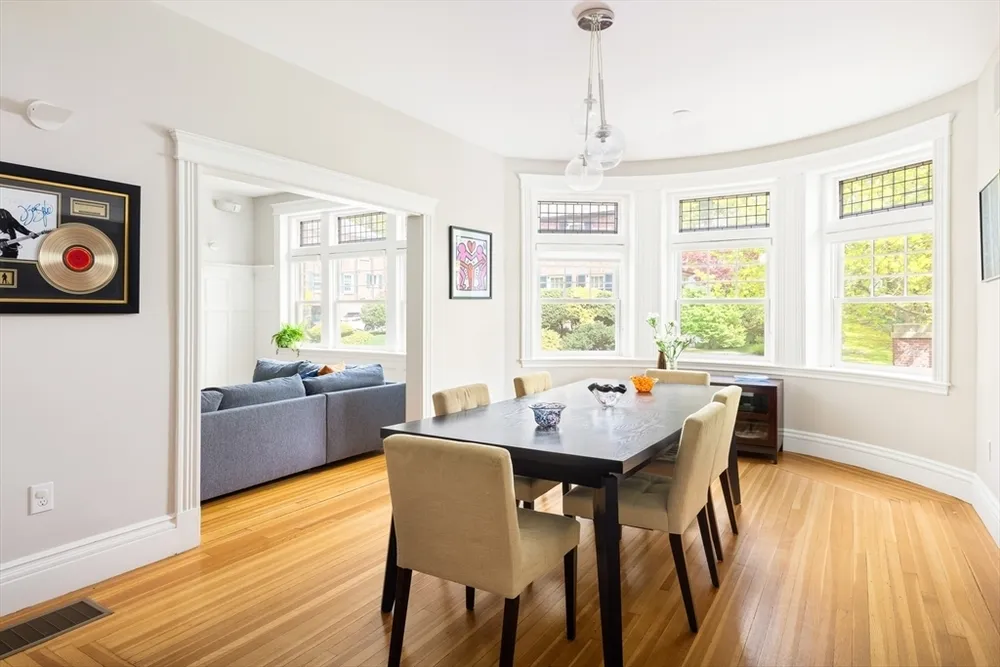 14 Marshal St, Brookline, MA 02446