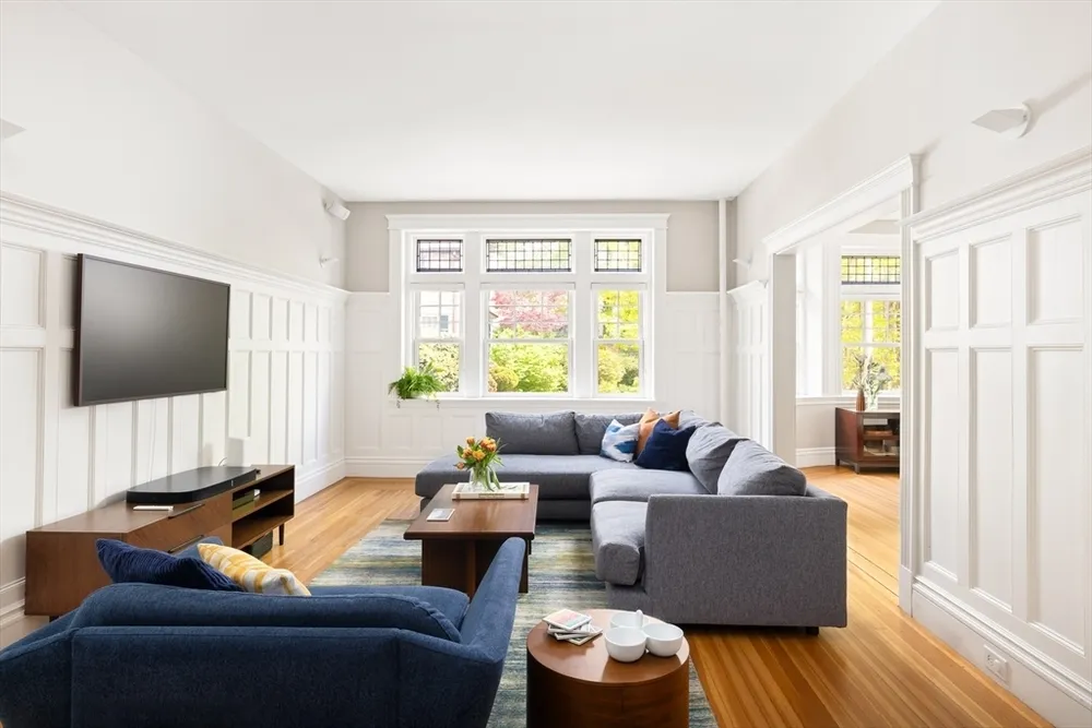 14 Marshal St, Brookline, MA 02446