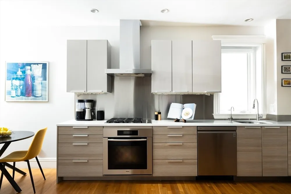 14 Marshal St, Brookline, MA 02446