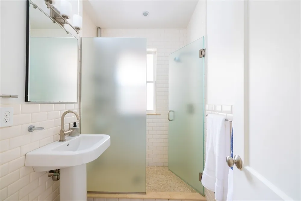 14 Marshal St, Brookline, MA 02446