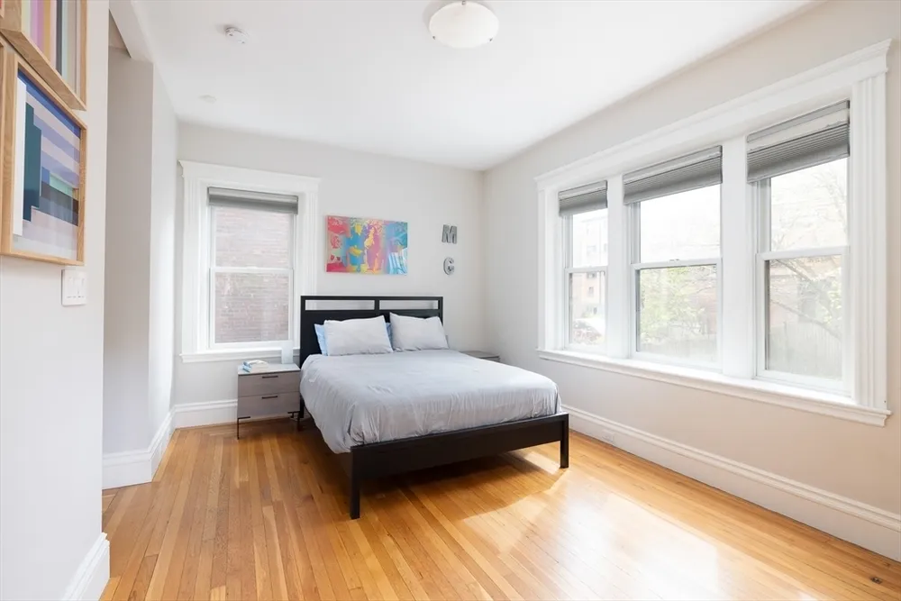 14 Marshal St, Brookline, MA 02446