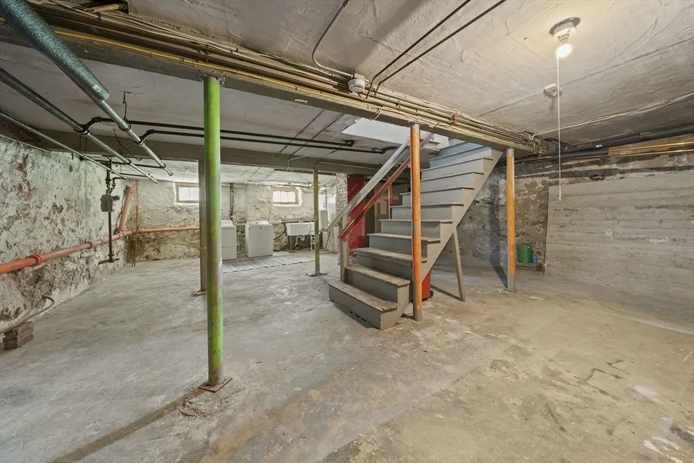 247 Stratford St, Boston, MA 02132