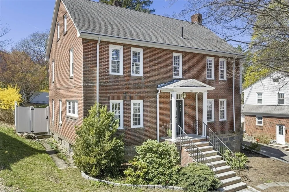 247 Stratford St, Boston, MA 02132