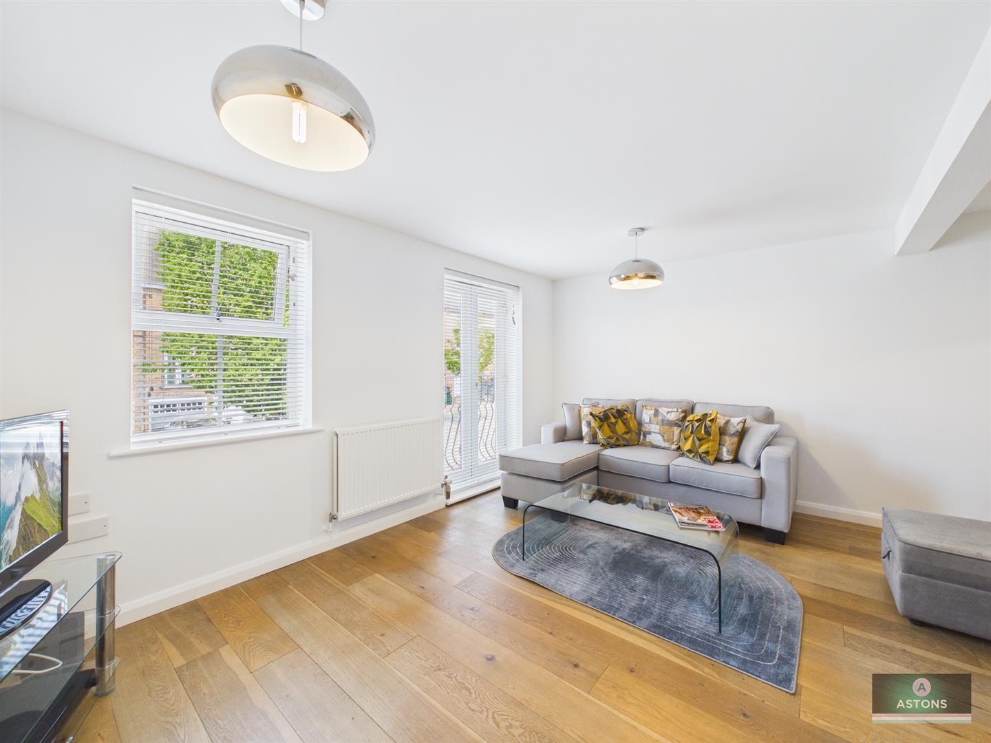 Rawlinson Road, Maidenbower Image 16