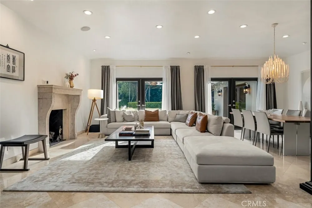 1940 Skycrest Dr, Fullerton, CA 92831