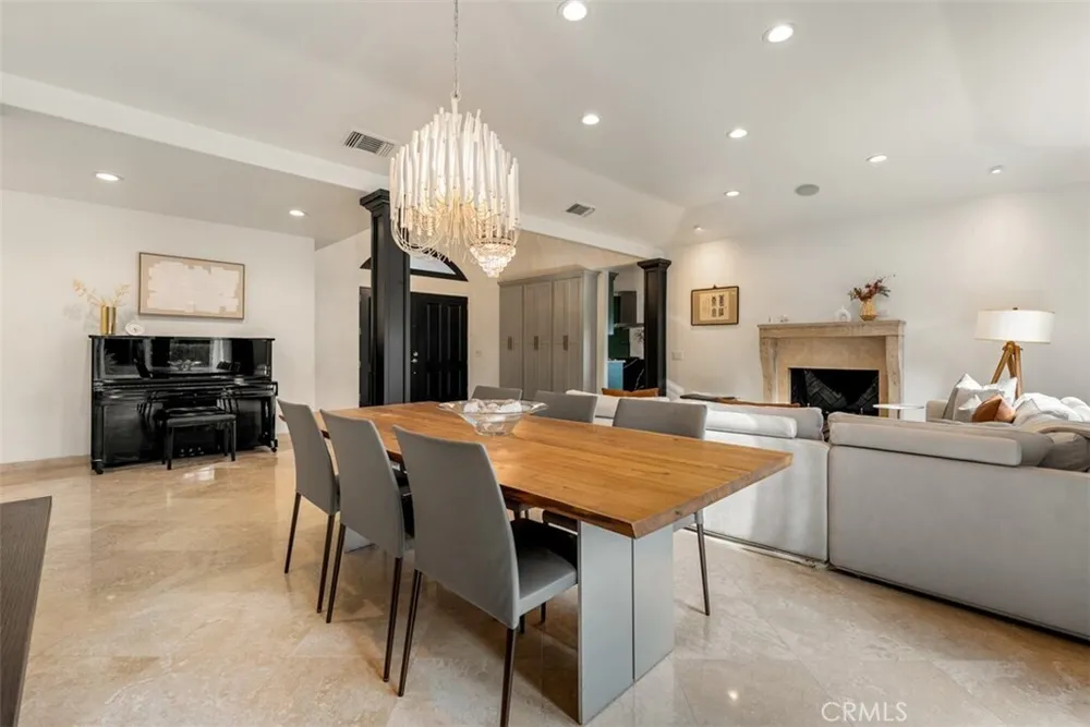 1940 Skycrest Dr, Fullerton, CA 92831