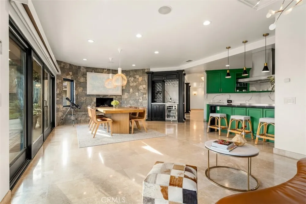 1940 Skycrest Dr, Fullerton, CA 92831