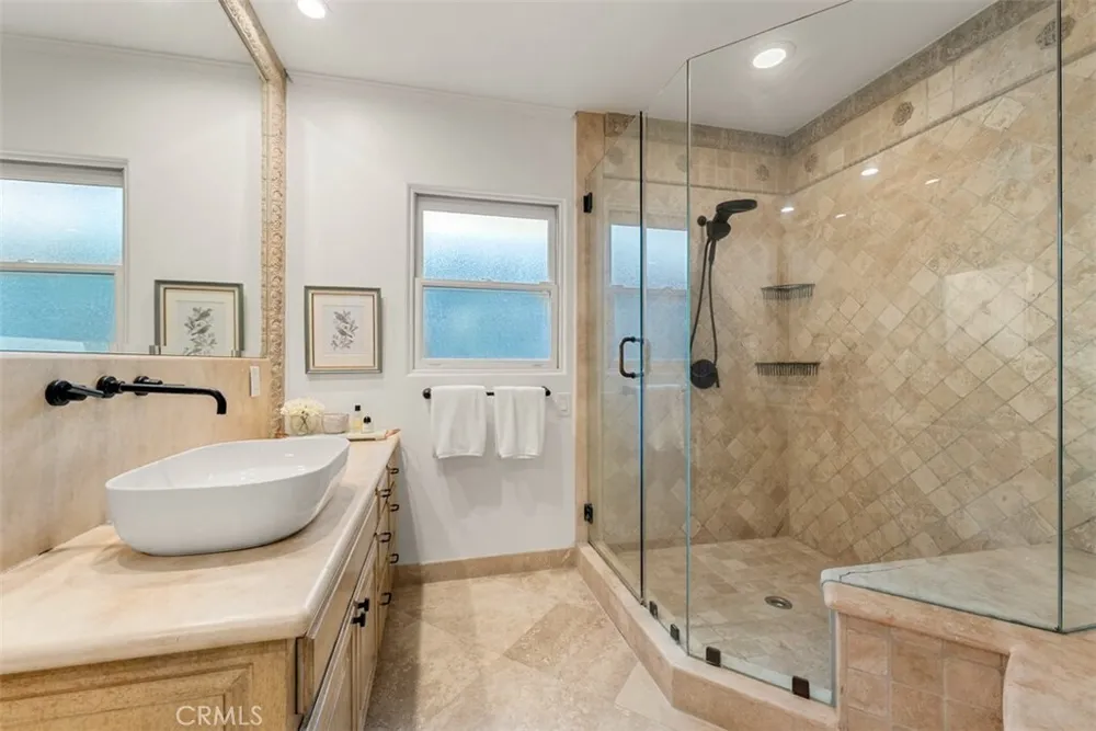 1940 Skycrest Dr, Fullerton, CA 92831