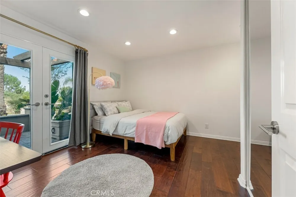 1940 Skycrest Dr, Fullerton, CA 92831