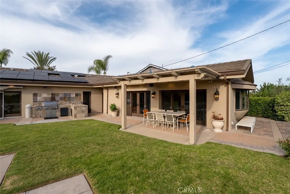 1940 Skycrest Dr, Fullerton, CA 92831