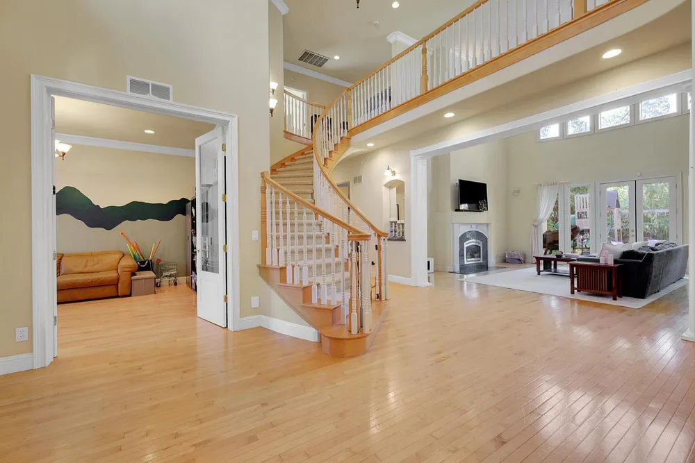 5244 Fair Oaks Blvd, Carmichael, CA 95608
