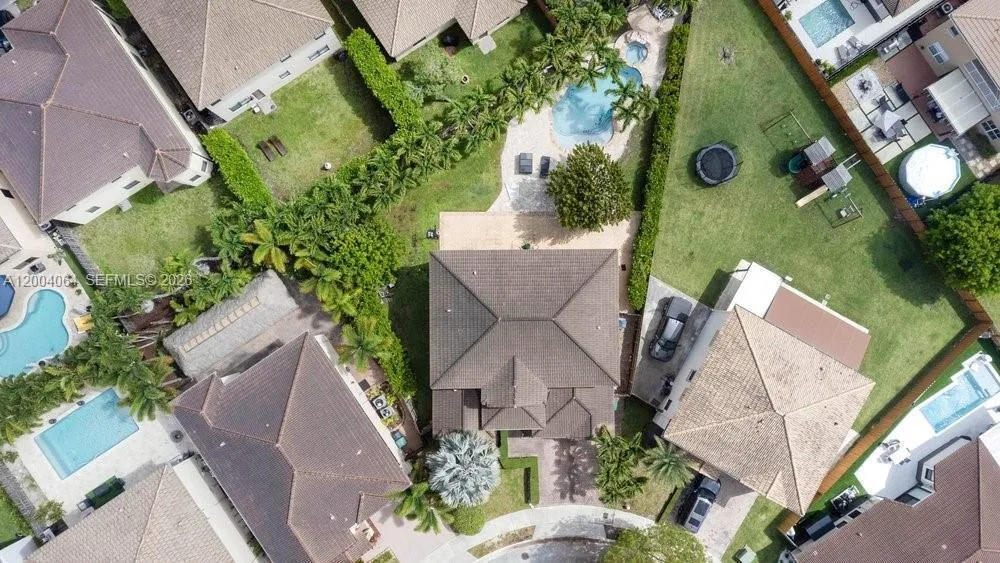 15465 SW 117th St, Miami, FL 33196