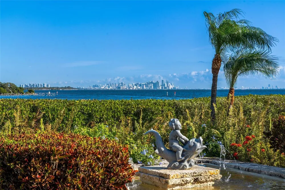 720 Lugo Ave, Coral Gables, FL 33156