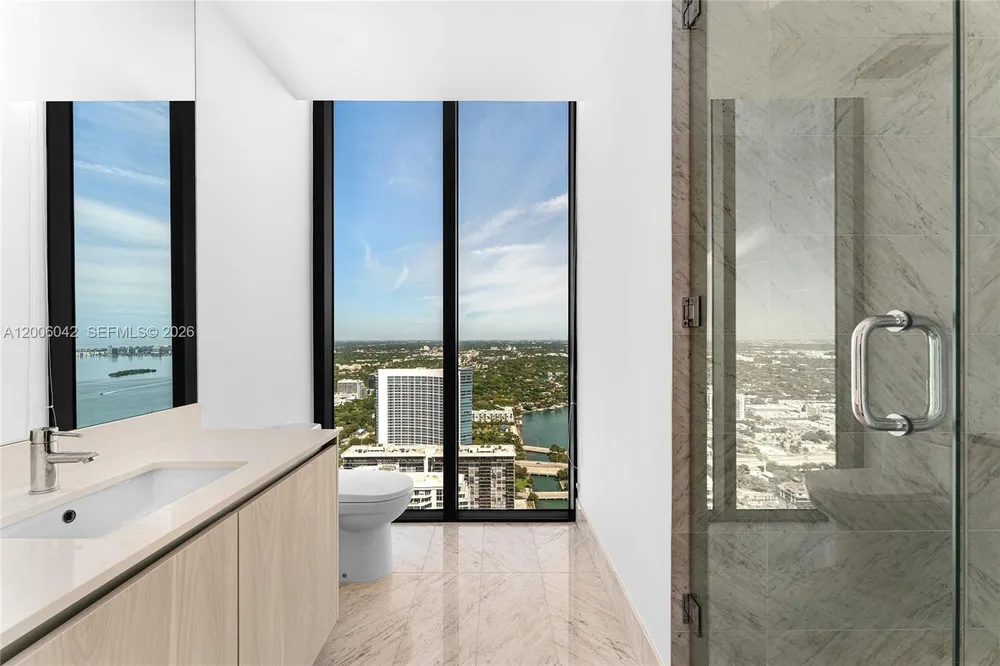 3131 NE 7th Ave, Miami, FL 33137